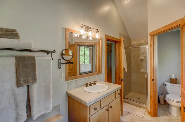 $895,000 | 17 Golden Bench Court, Donnelly, ID 83615