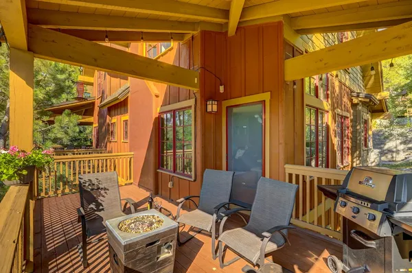 $875,000 | 17 Golden Bench Court, Donnelly, ID 83615