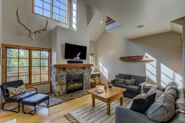 $875,000 | 17 Golden Bench Court, Donnelly, ID 83615