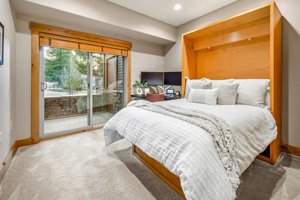 $895,000 | 10183 Palisades Drive, Unit 3, Truckee, CA 96161