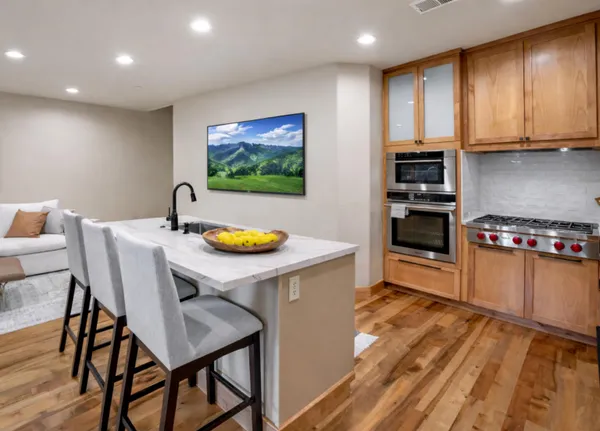 $895,000 | 10183 Palisades Drive, Unit 3, Truckee, CA 96161