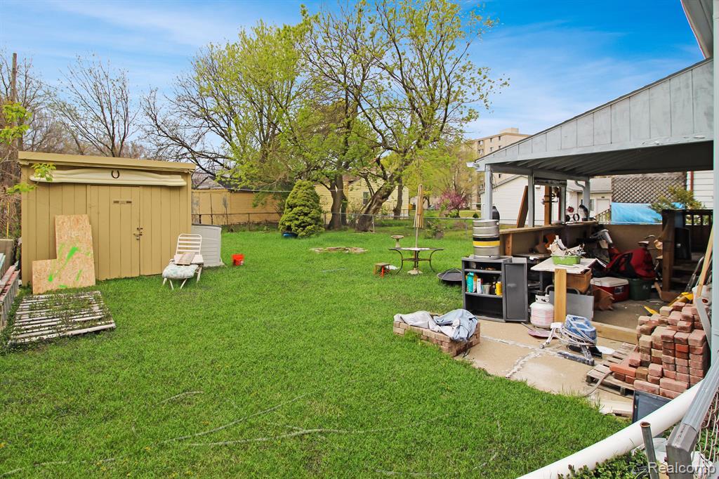3920 Clark Street Wayne, MI 48184 - Photo 3 of 11