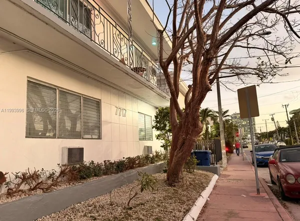 $1,450 | 7717 Byron Avenue, Unit 9, Miami Beach, FL 33141