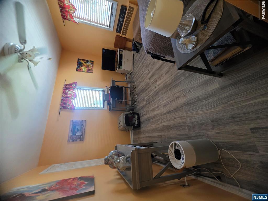 355 Rochelle Avenue Rochelle Park, NJ 07662 - Photo 20 of 21