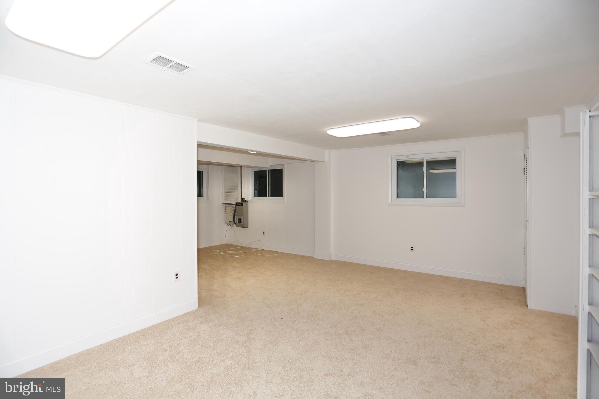 6308 Marywood Road Bethesda, MD 20817 - Photo 28 of 30 Lowerlevel recroom