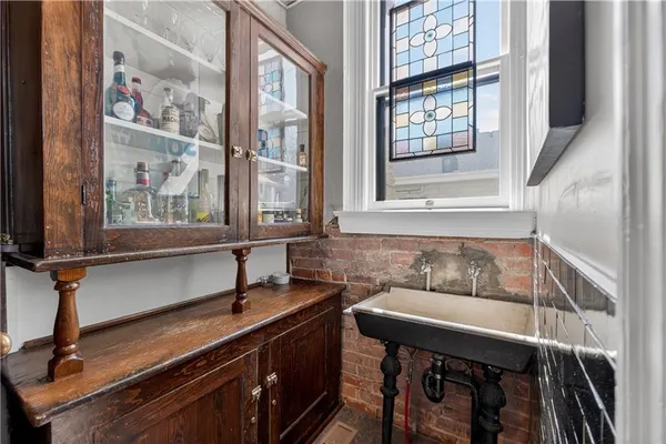 $1,250,000 | 1734 Jefferson Street, Kansas City, MO 64108