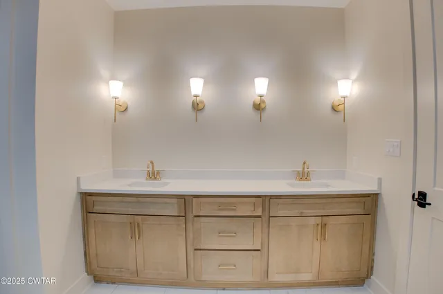 a view of a bathroom