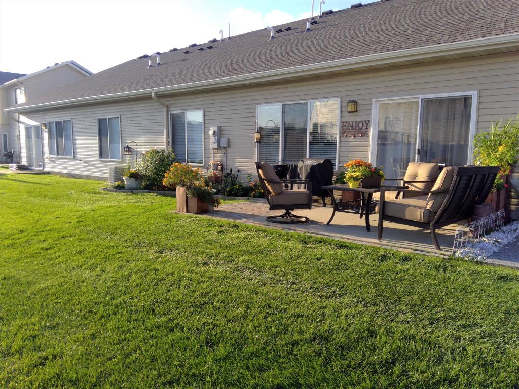 5205 Weatherstone Drive Northwest Rochester, MN 55901 - Photo 3 of 23