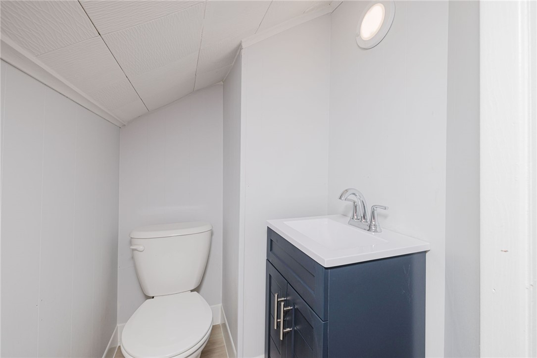 1120 West Shore Road Warwick, RI 02889 - Photo 13 of 50 Gallery Image 13
