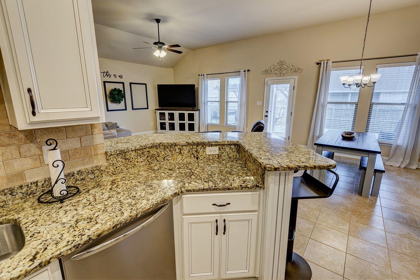 21337 Merlot Loop Silverhill, AL 36576 - Photo 5 of 22