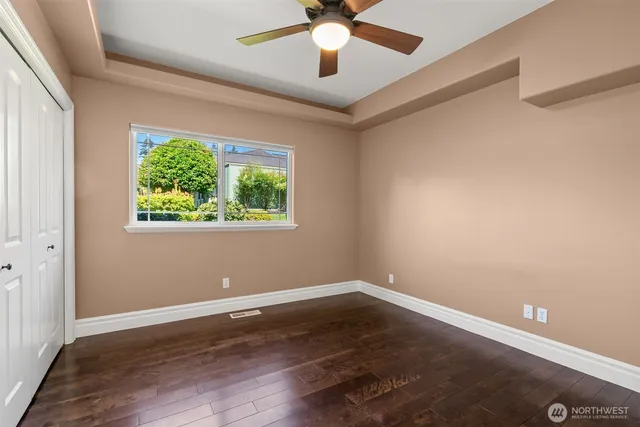 a view of a window in a room