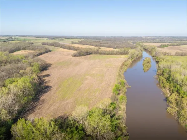 $312,000 | Northeast Berlin Road, Pattonsburg, MO 64670