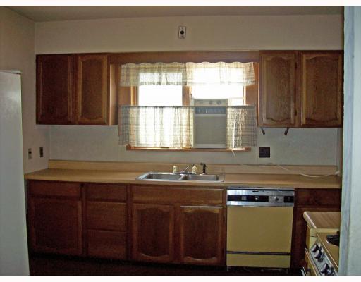 5 Ranch Road Dunbar, PA 15431 - Photo 4 of 6 Kitchen.