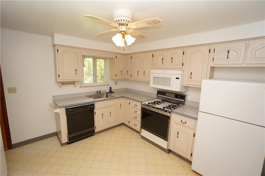 284 Mansfield Road Washington, PA 15301 - Photo 12 of 25 Gallery Image 12