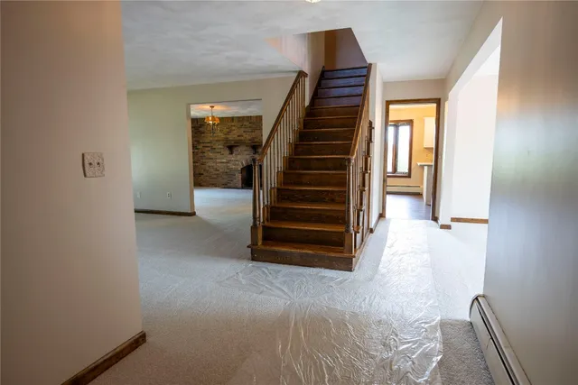 $325,000 | 2 Wellington Drive, Endicott, NY 13760