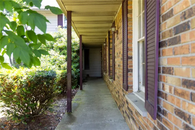 $325,000 | 2 Wellington Drive, Endicott, NY 13760