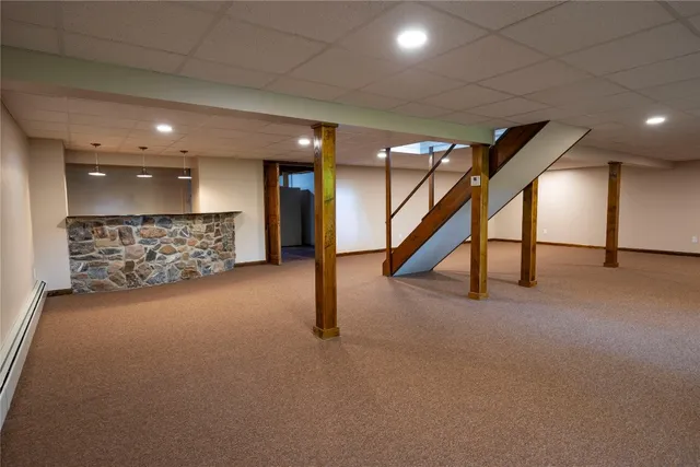 $325,000 | 2 Wellington Drive, Endicott, NY 13760