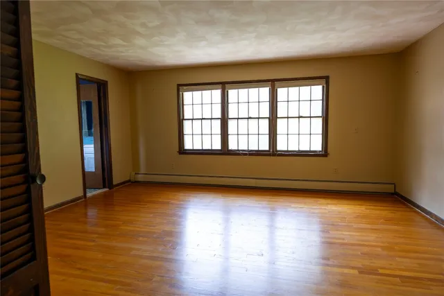 $325,000 | 2 Wellington Drive, Endicott, NY 13760