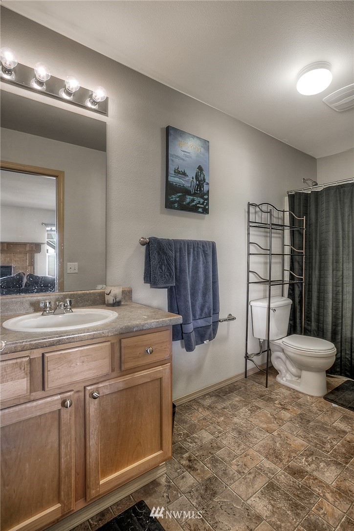 3074 Walker Road DuPont, WA 98327 - Photo 13 of 19