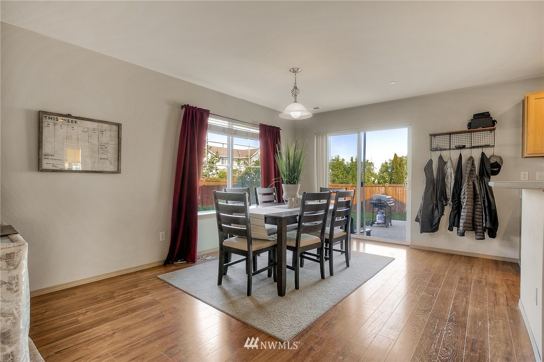 3074 Walker Road DuPont, WA 98327 - Photo 5 of 19