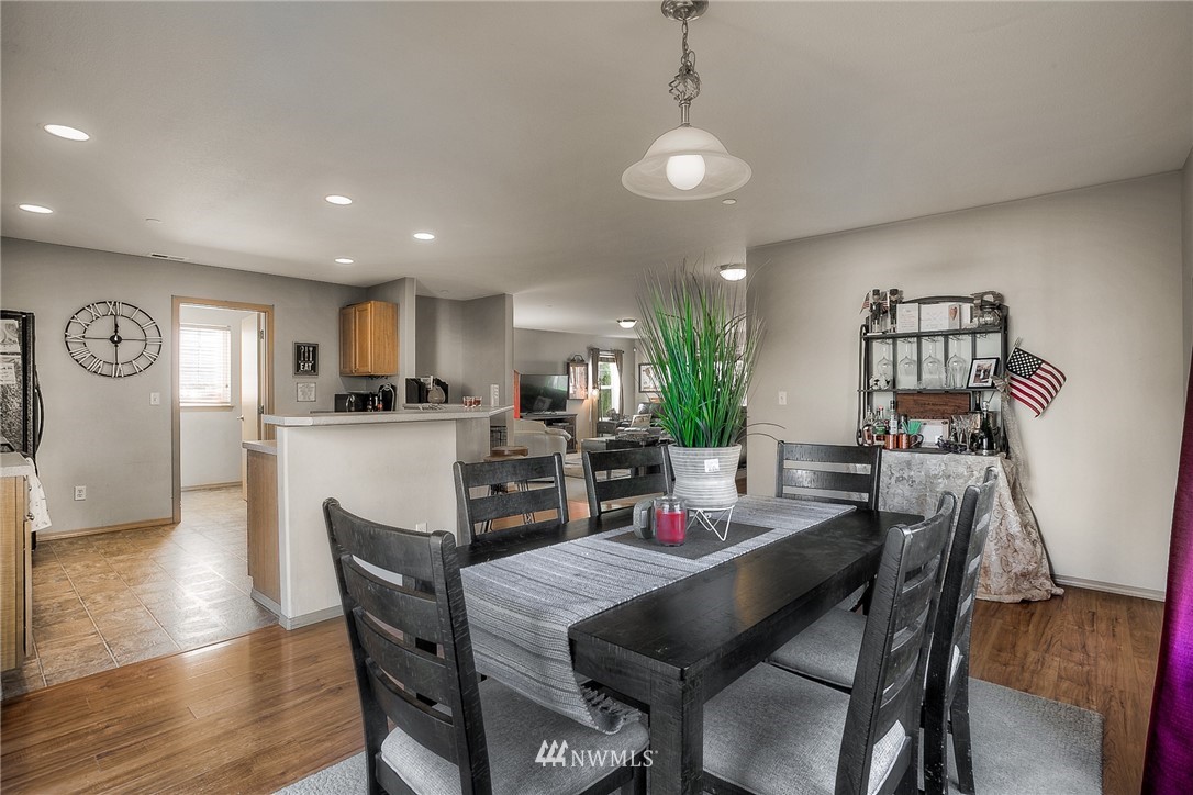 3074 Walker Road DuPont, WA 98327 - Photo 6 of 19