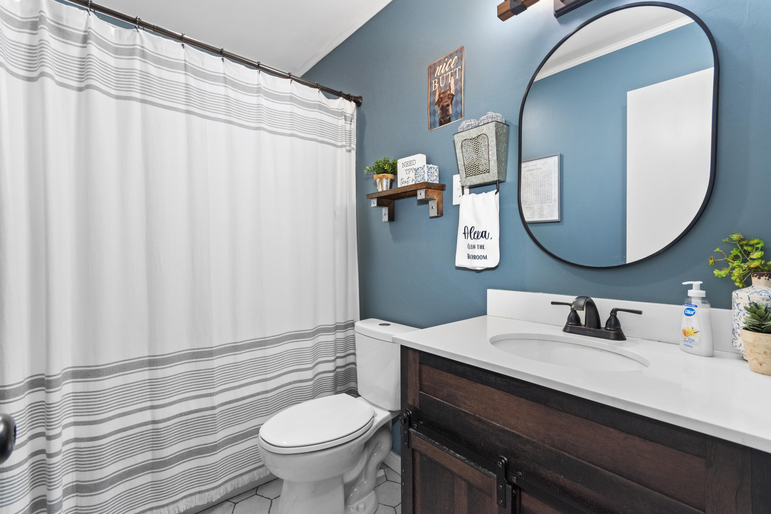 2744 Lakeview Church Road Benton, KY 42025 - Photo 18 of 33 Bathroom