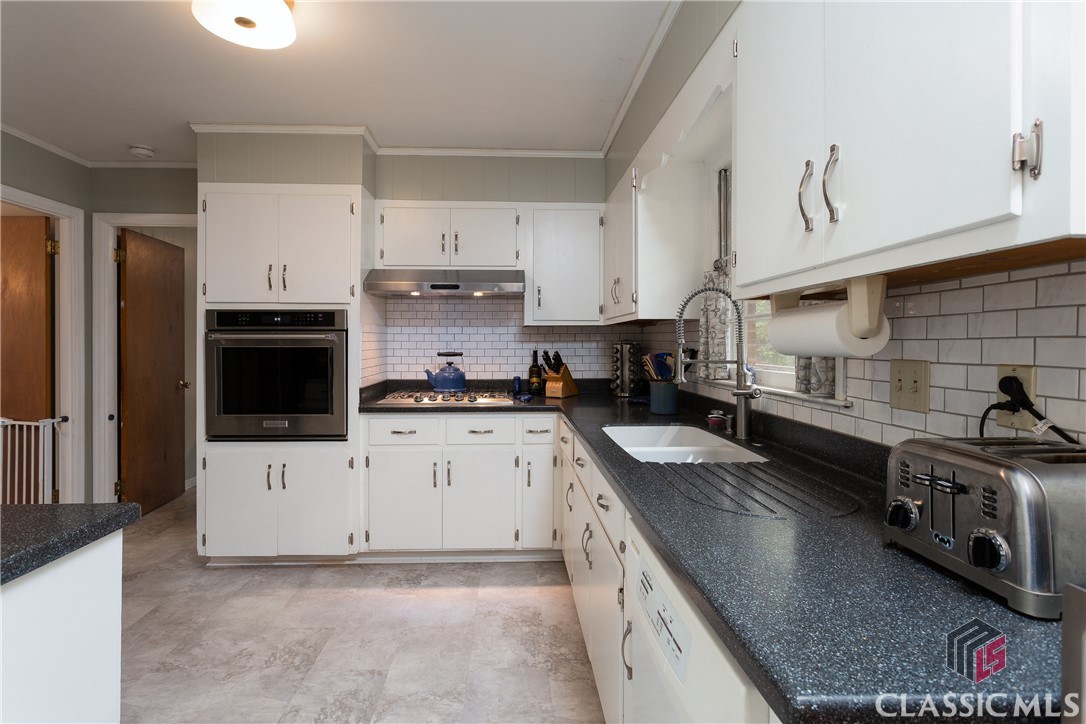 590 Forest Road Athens, GA 30605 - Photo 4 of 15