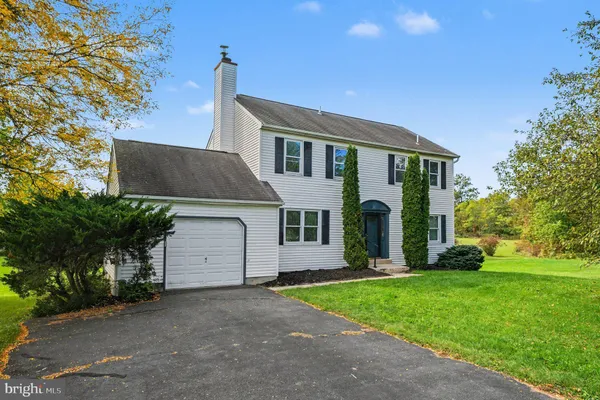 $439,900 | 308 Hampton Circle, Gilbertsville, PA 19525