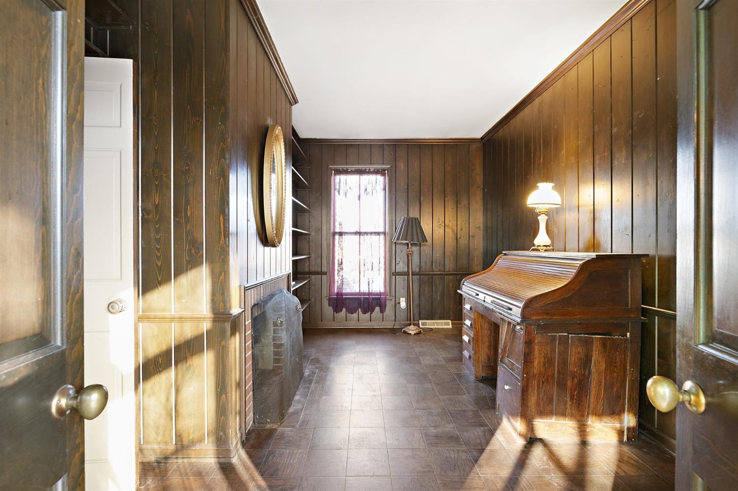 1506 Ridge Road Munster, IN 46321 - Photo 14 of 40 1500x999