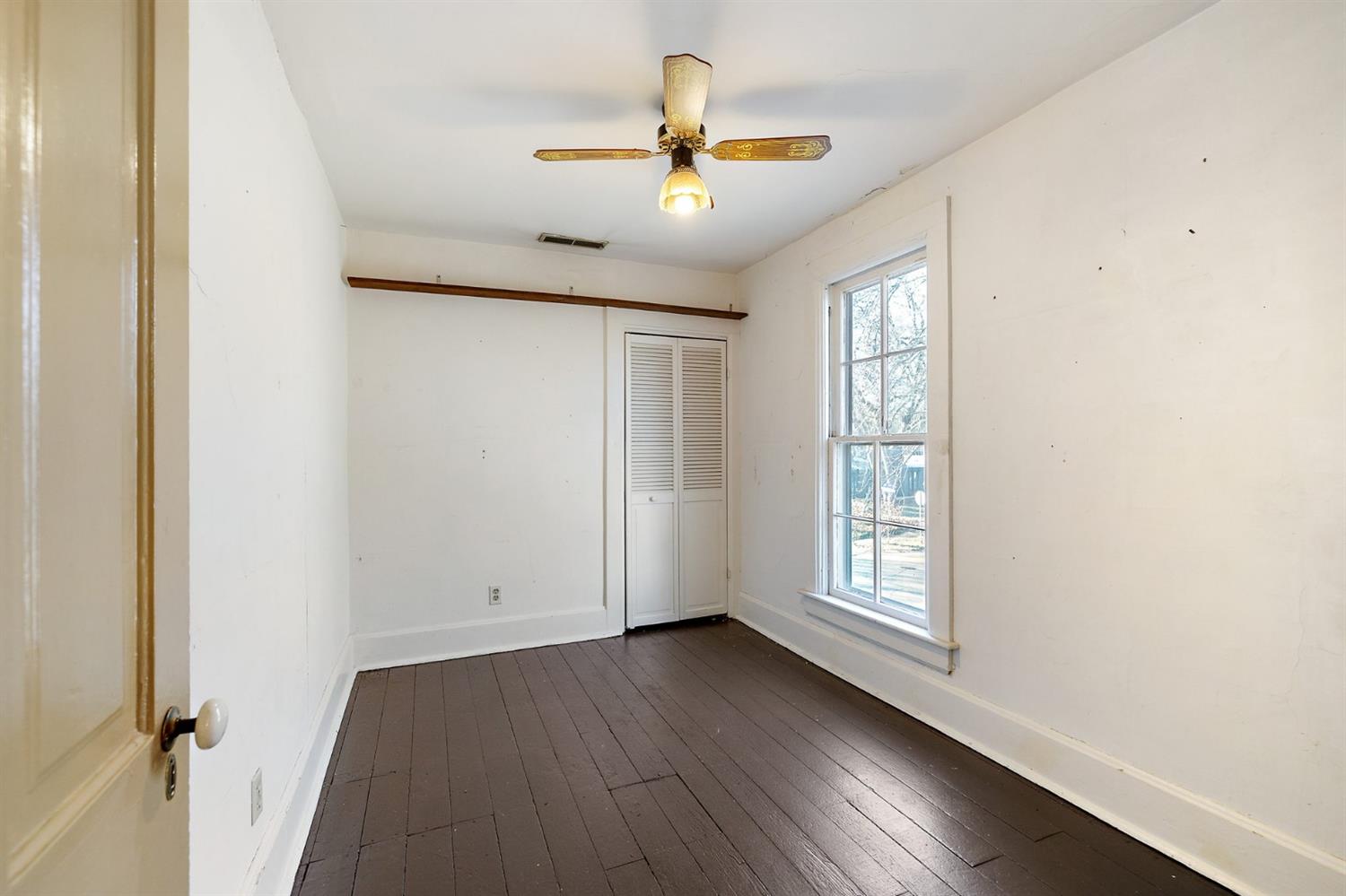 1506 Ridge Road Munster, IN 46321 - Photo 26 of 40 1500x999