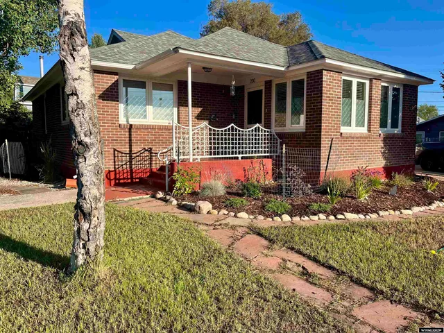$480,000 | 200 Sweetwater Street, Lander, WY 82520