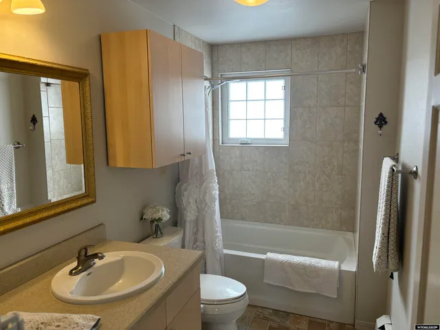 $480,000 | 200 Sweetwater Street, Lander, WY 82520