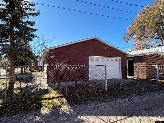 $480,000 | 200 Sweetwater Street, Lander, WY 82520