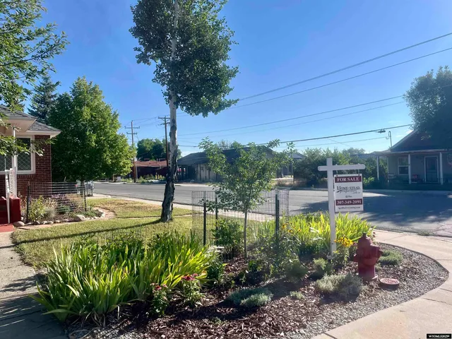 $480,000 | 200 Sweetwater Street, Lander, WY 82520