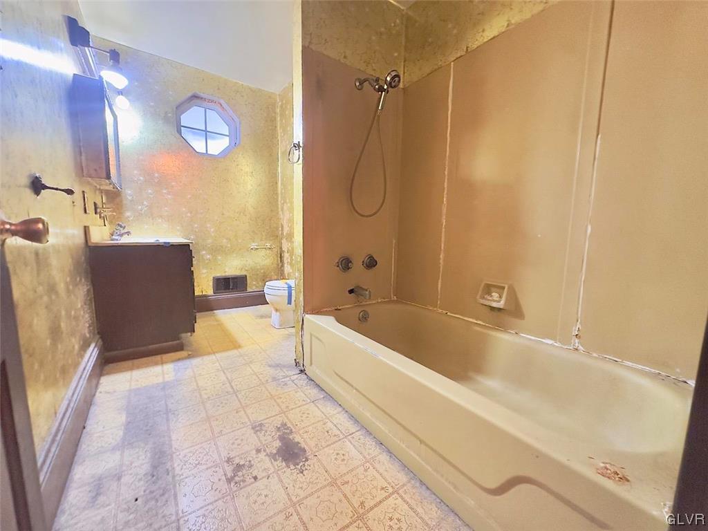 2052 West Broad Street Bethlehem, PA 18018 - Photo 19 of 23 a spacious bathroom with a tub shower and sink