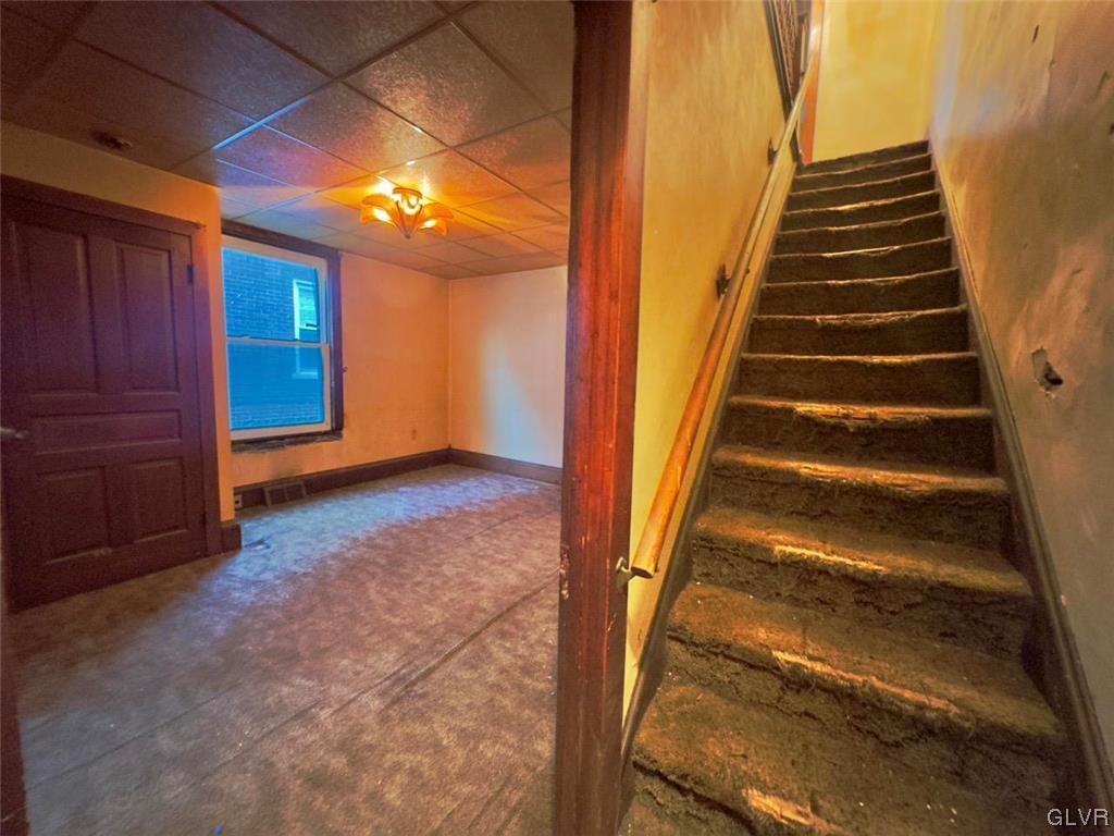 2052 West Broad Street Bethlehem, PA 18018 - Photo 10 of 23 a view of entryway