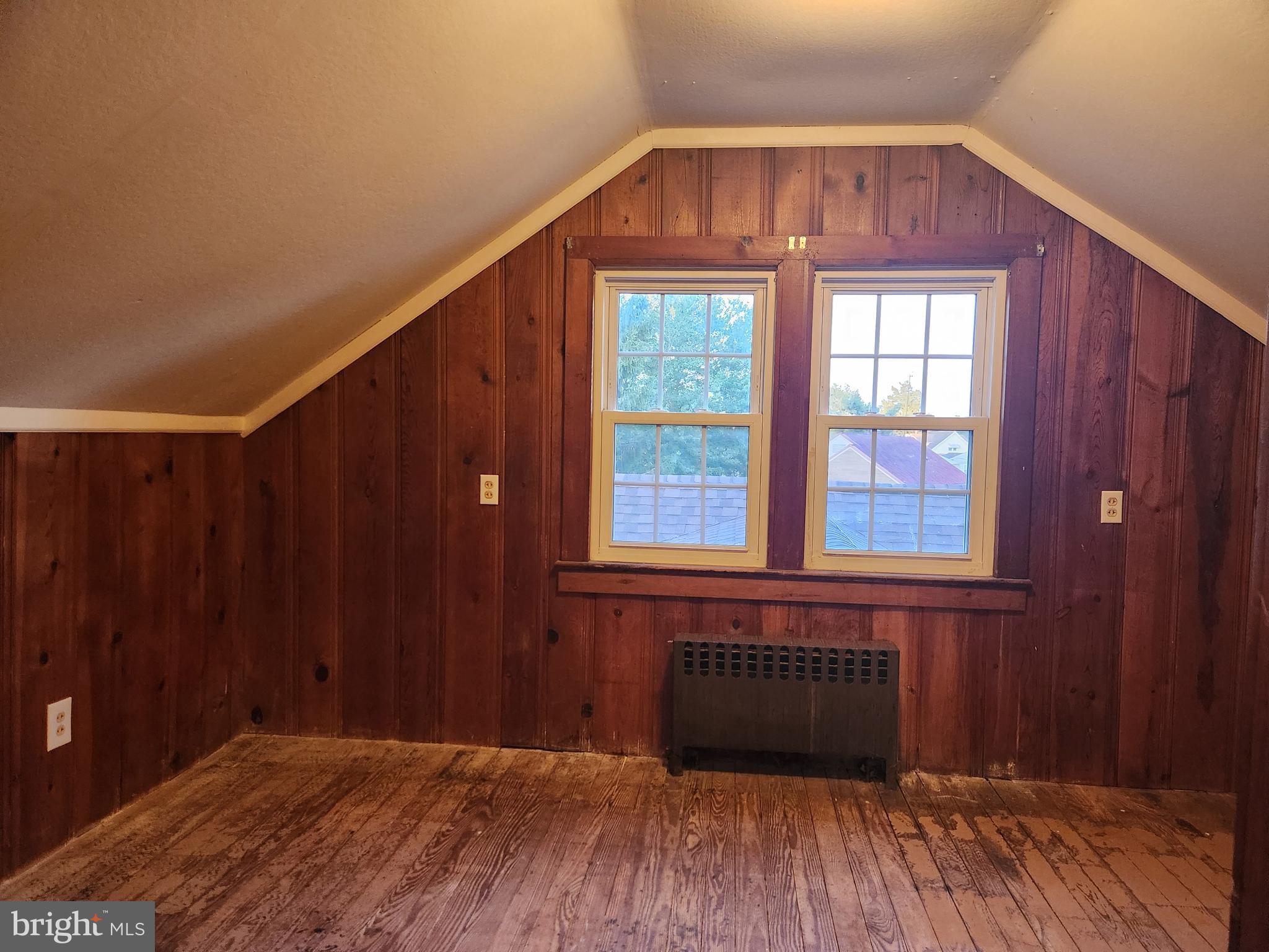 512 State Street Seaford, DE 19973 - Photo 18 of 32 a view of front door with wooden floor