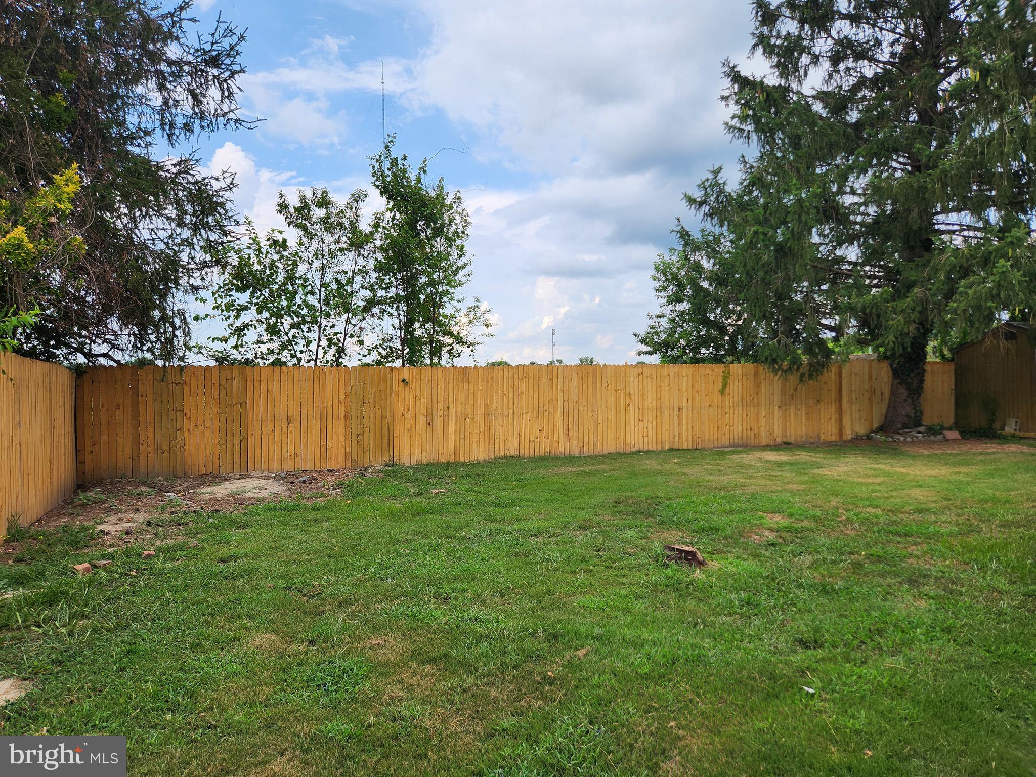 512 State Street Seaford, DE 19973 - Photo 28 of 32 a view of a yard