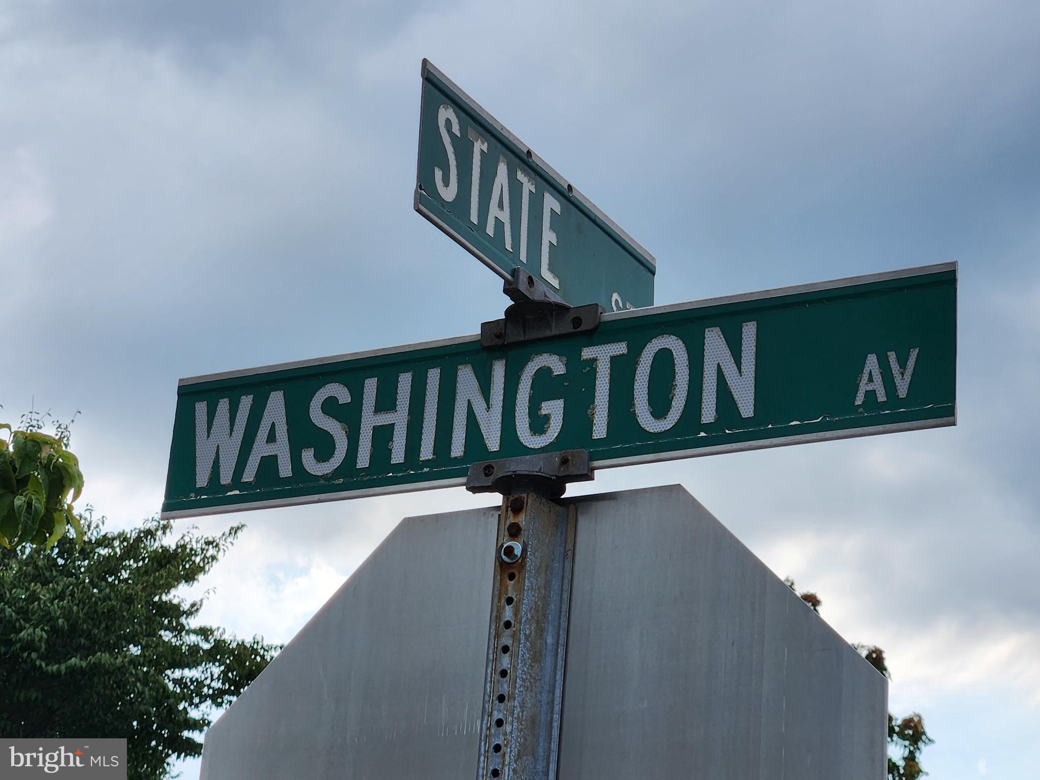 512 State Street Seaford, DE 19973 - Photo 32 of 32 a street sign that is on a pole