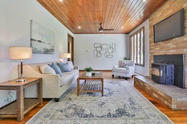 $565,000 | 123 Musquash Road, Hudson, NH 03051