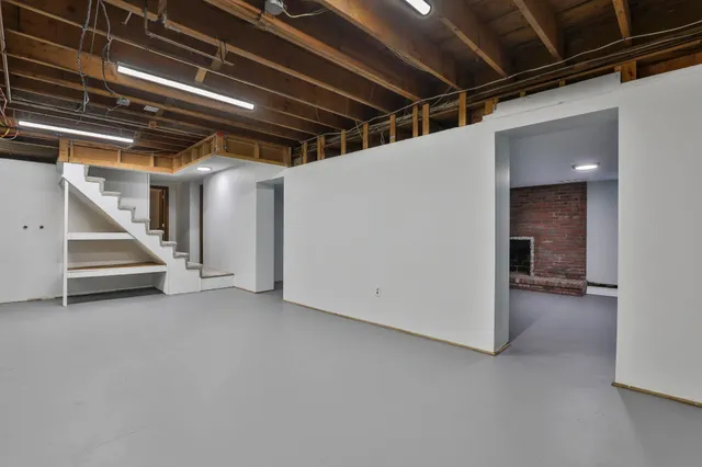 $565,000 | 123 Musquash Road, Hudson, NH 03051