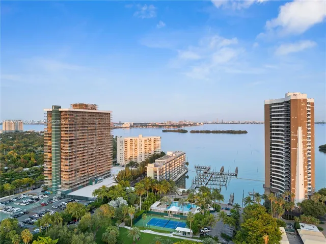 a view of a lake and outdoor space