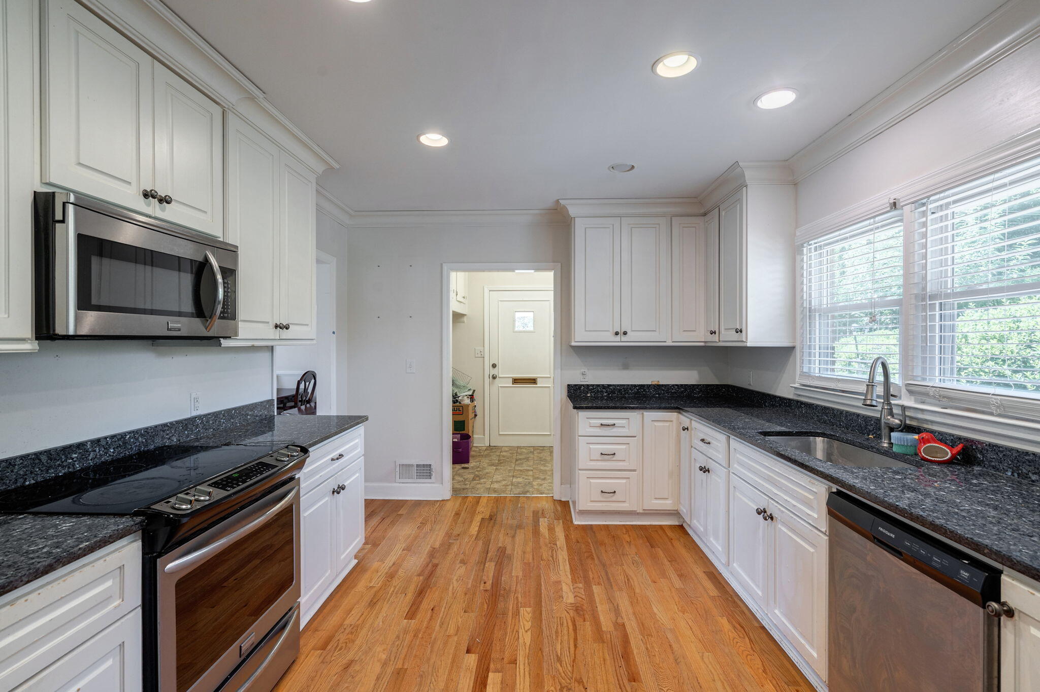 755 Tripps Court Augusta, GA 30909 - Photo 11 of 49 12-web-or-mls-28