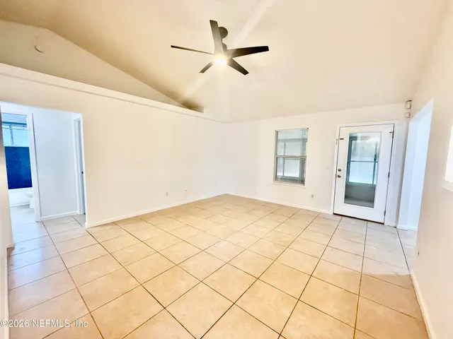 $2,175 | 2007 Eclipse Drive, Middleburg, FL 32068