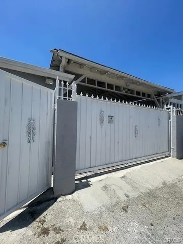 a view of a storage & utility room