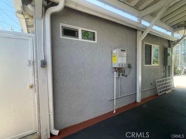 6702 Tampa Reseda, CA 91335 - Photo 2 of 18 a view of an entryway of the house