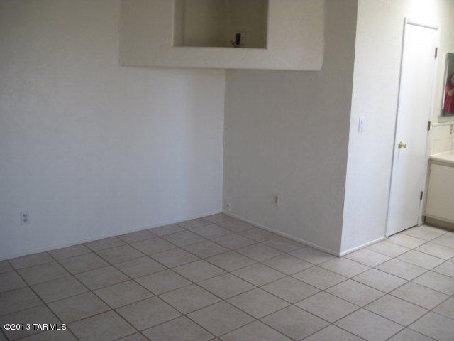 9349 East Stella Road Tucson, AZ 85730 - Photo 14 of 16