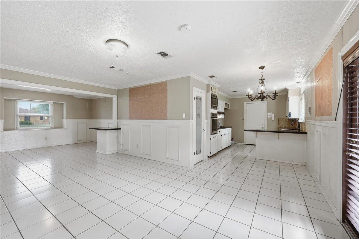 4460 Beale Street Beaumont, TX 77705 - Photo 12 of 30