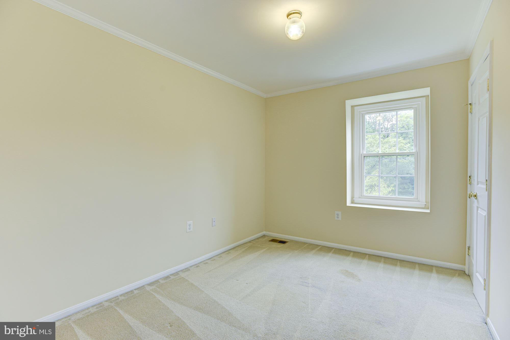 13001 North Point Lane Laurel, MD 20708 - Photo 22 of 39 Bedroom