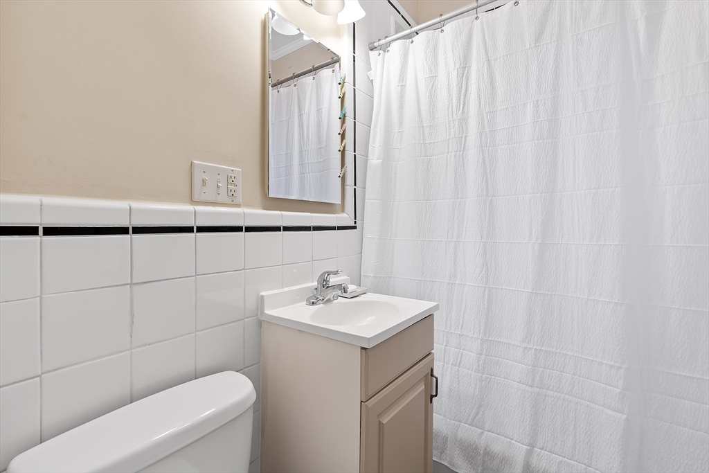 38 Kilsyth Road, Unit 23 Brookline, MA 02445 - Photo 6 of 10 Gallery Image 6
